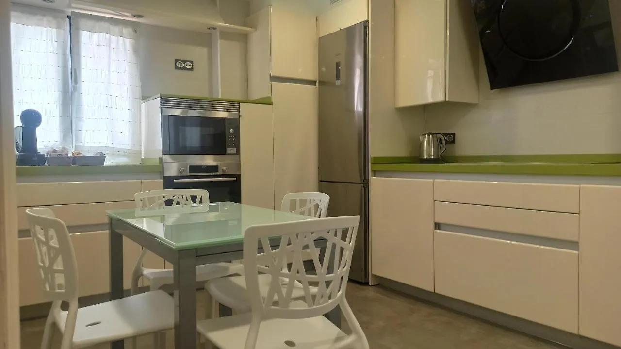Ohana, Apartamento-Parking Privado Gratis-Centrico-Wifi-Ascensor-Sin Cuestas-82M2 Bermeo Apartamento