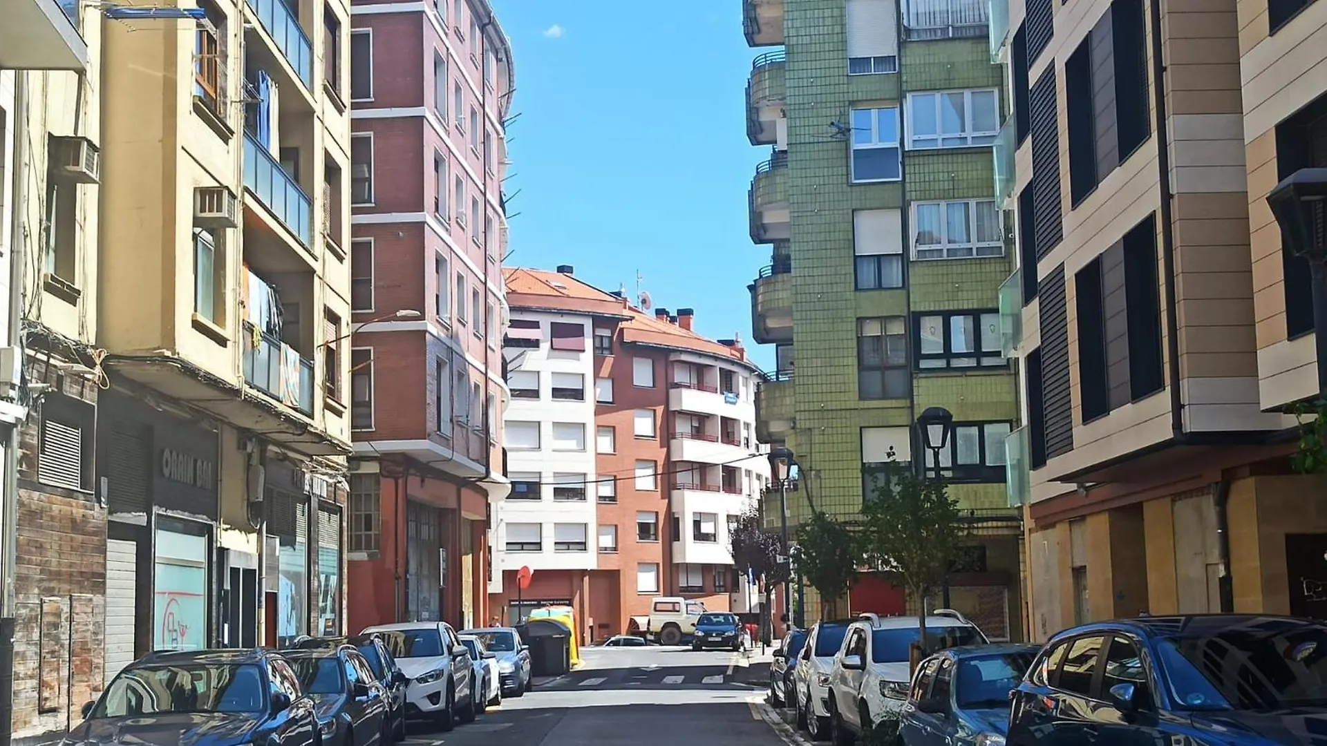 Ohana, Apartamento-Parking Privado Gratis-Centrico-Wifi-Ascensor-Sin Cuestas-82M2 Bermeo